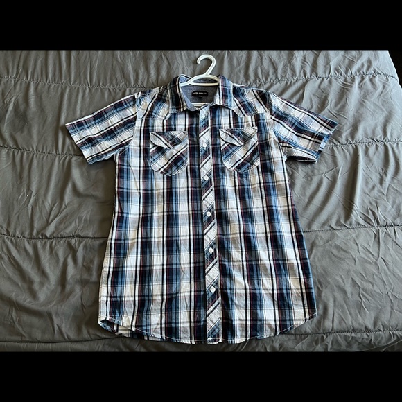 New and used T-Shirt - Picture 1 of 1